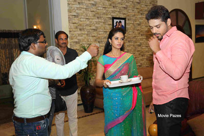 Kutumba Kadha Chitram Movie Working Stills